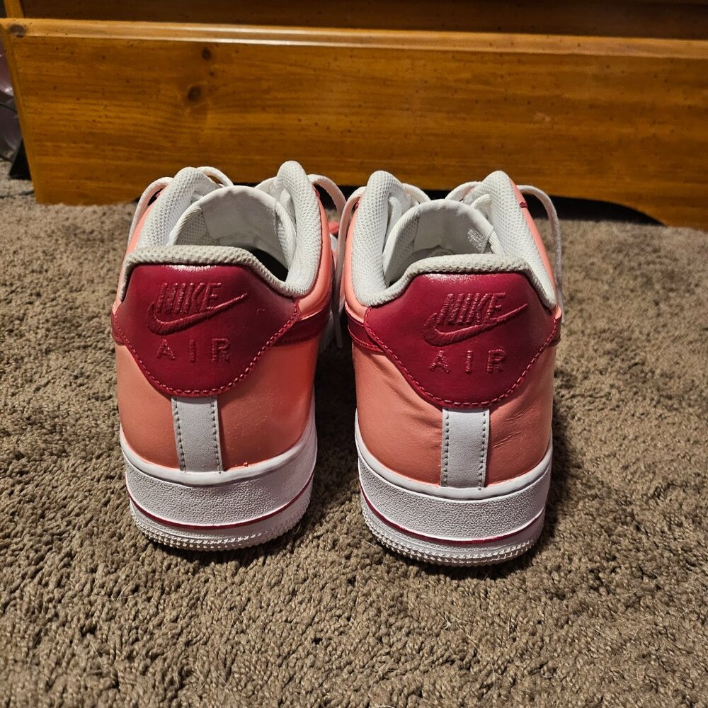 Custom painted AF1 - Picture 4 of 7